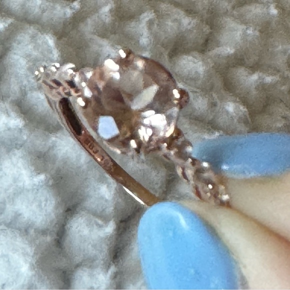 Peach  Morganite 10kt Ring - Picture 3 of 12